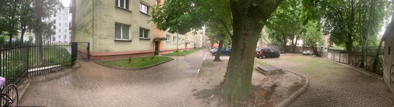 לודז' Cosy Studio In University District-Free Parking With Gate! מראה חיצוני תמונה