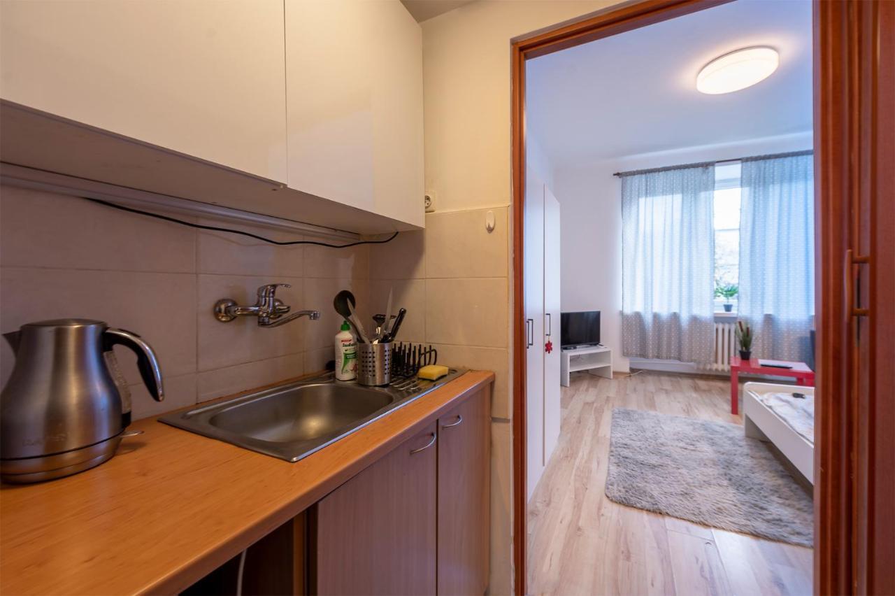 לודז' Cosy Studio In University District-Free Parking With Gate! מראה חיצוני תמונה